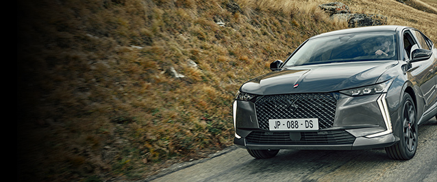 DS 4 PERFORMANCE LINE デビューフェア　12/9(土)～17(日)