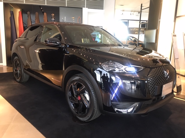 DS3  CROSSBACK La Première 展示