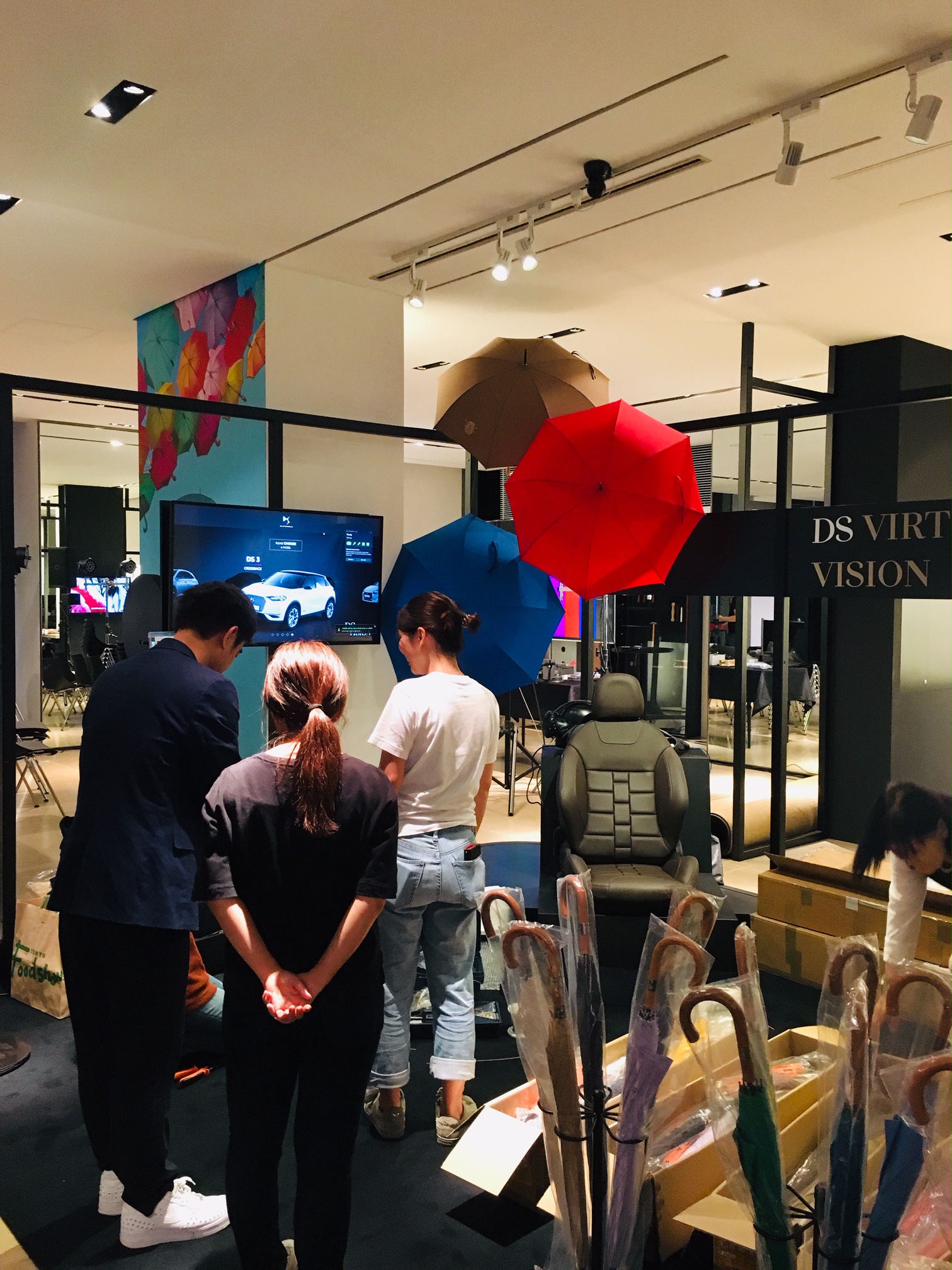 DS STORE TOKYOが変身✨