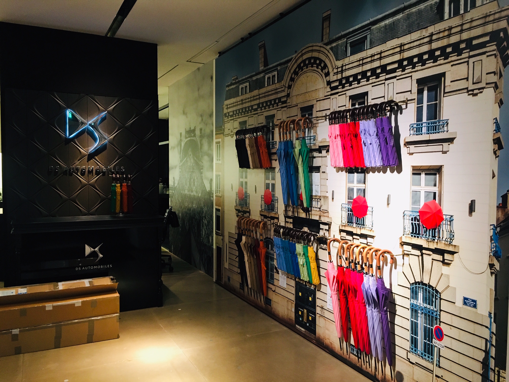 DS STORE TOKYOが変身✨
