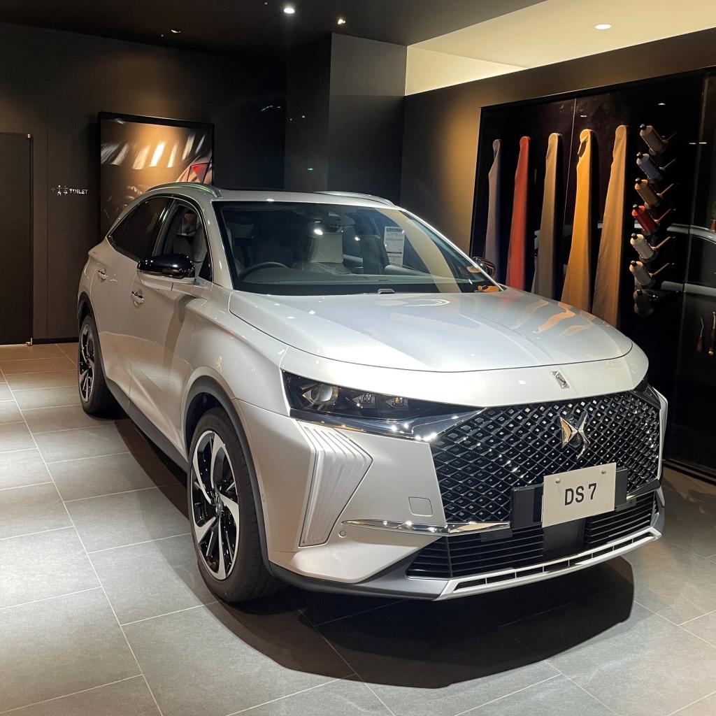 【展示車のご紹介】DS7 OPERA E-TENSE 4×4 Pearl Grey Edition