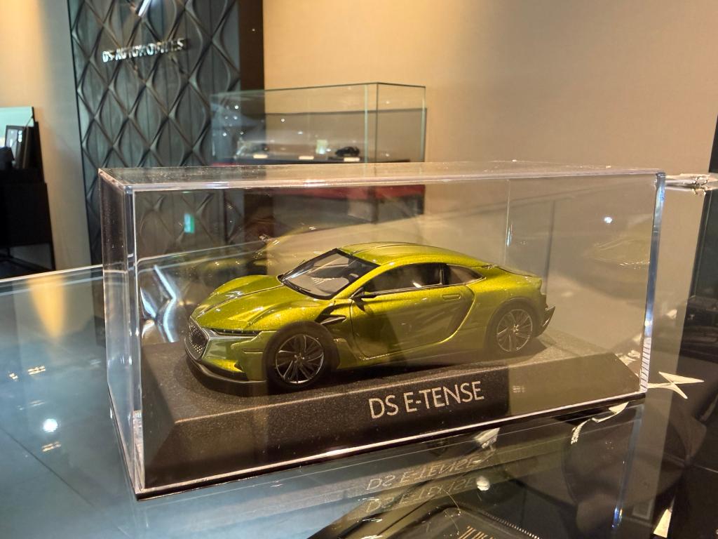 DS E-TENSEミニカーのご紹介